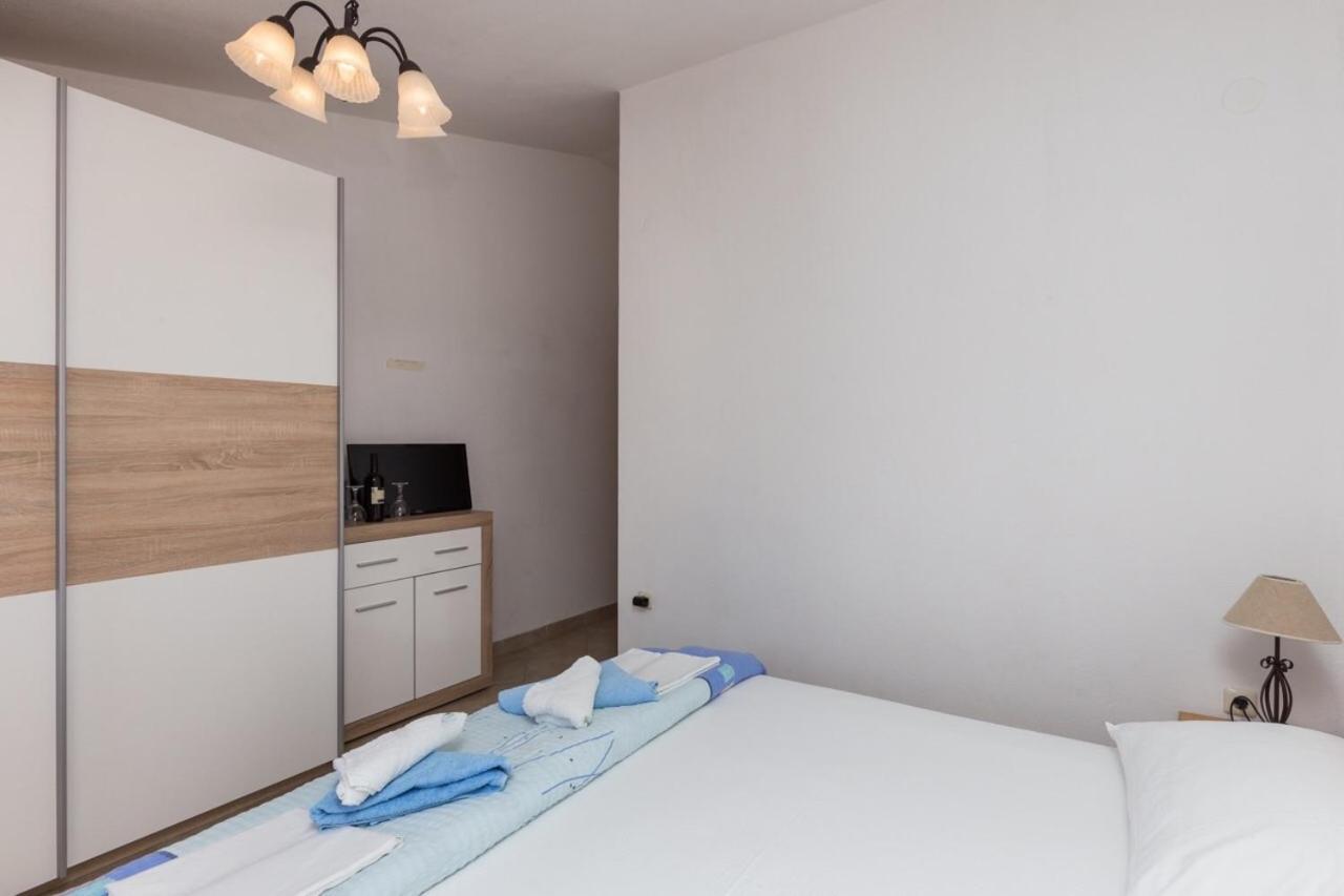 Apartments And Rooms By The Sea Slano, Dubrovnik - 2687 Room photo